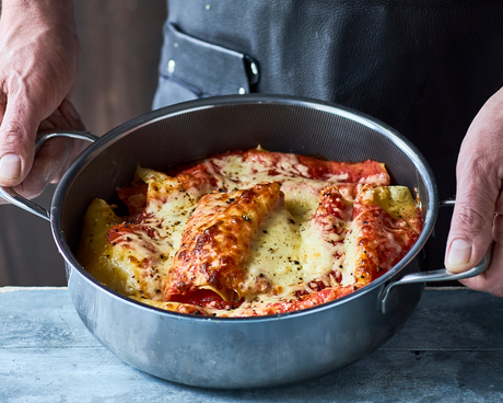 Cannelloni med mozzarella, feta og tomat