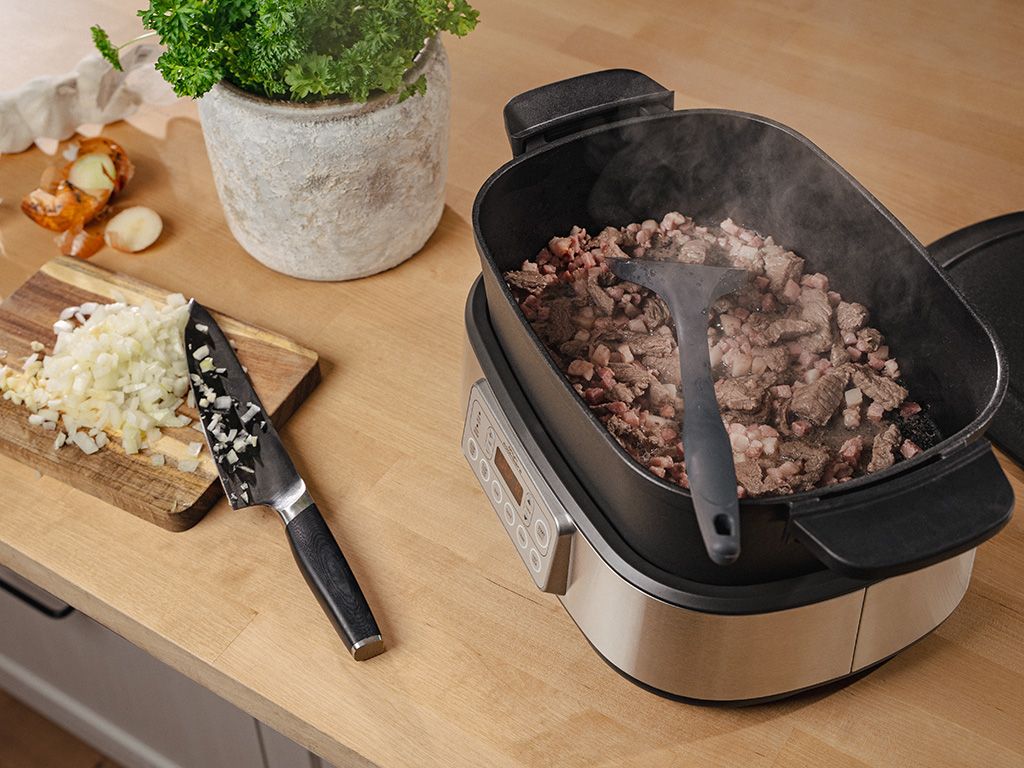 MULTIFUNKSJONELL SLOW COOKER - 5.5L - 2