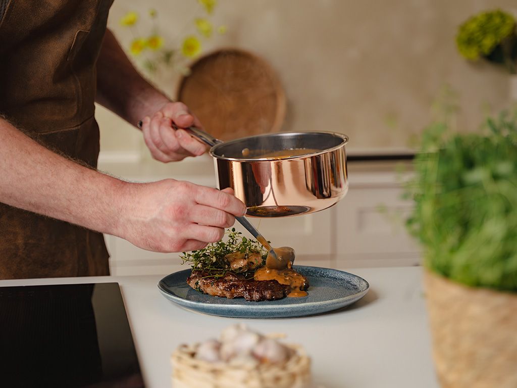 KOBBER HYBRID NON-STICK SAUSGRYTE 18 CM - 6