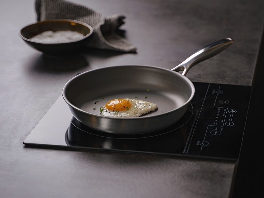 ZERO – NATURLIG NON-STICK STEKEPANNESSETT - 2-DELER