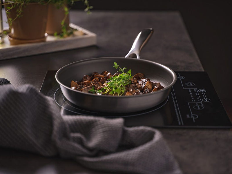 ZERO – NATURLIG NON-STICK STEKEPANNESSETT - 2-DELER