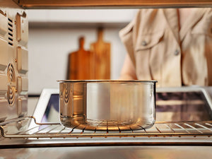 HÅNDTAKSLØS SAUS GRYTE 18CM