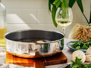 SAUTE PANNE MED AVTAGBART HÅNDTAK 26CM SETT - 3