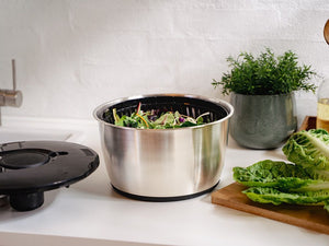 SALATSLYNGE I RUSTFRITT STÅL