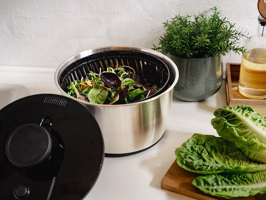 SALATSLYNGE I RUSTFRITT STÅL