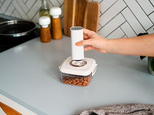 Vacuum Storage Container 700ML - 6